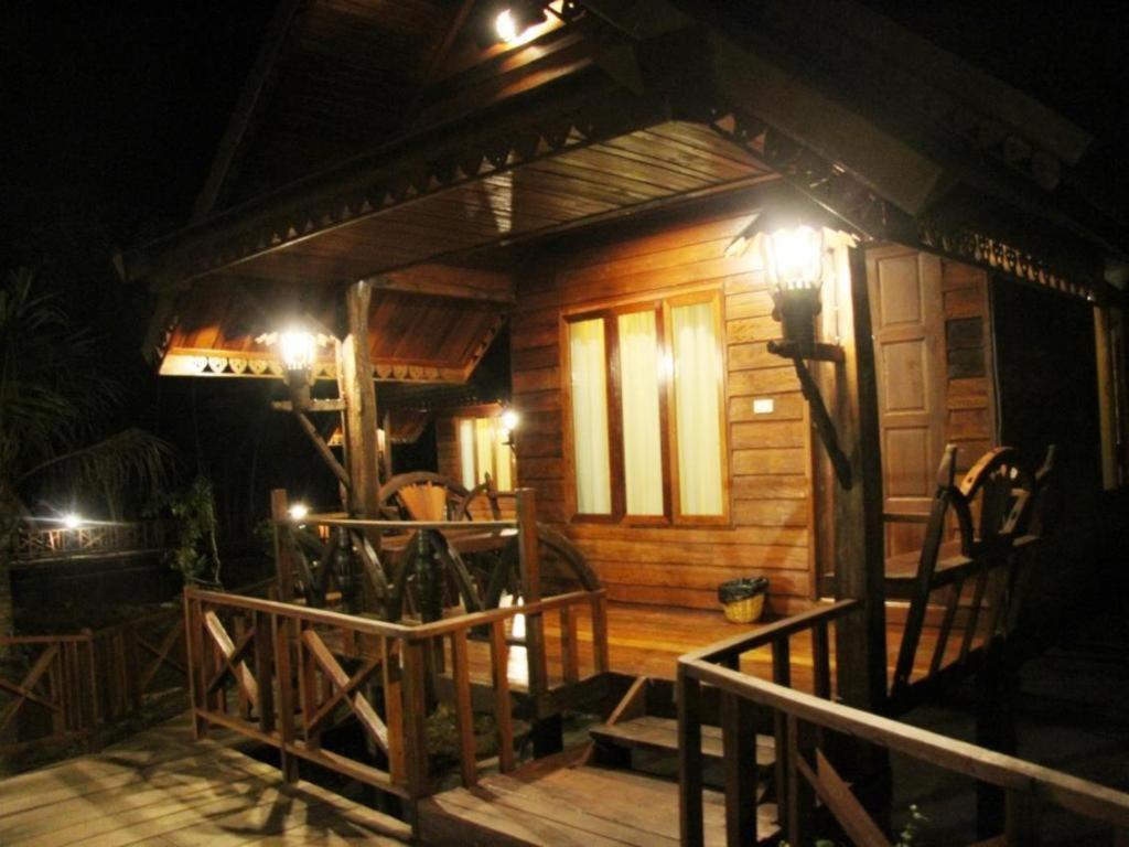 Burilamplai Resort Thung Yai Exteriér fotografie