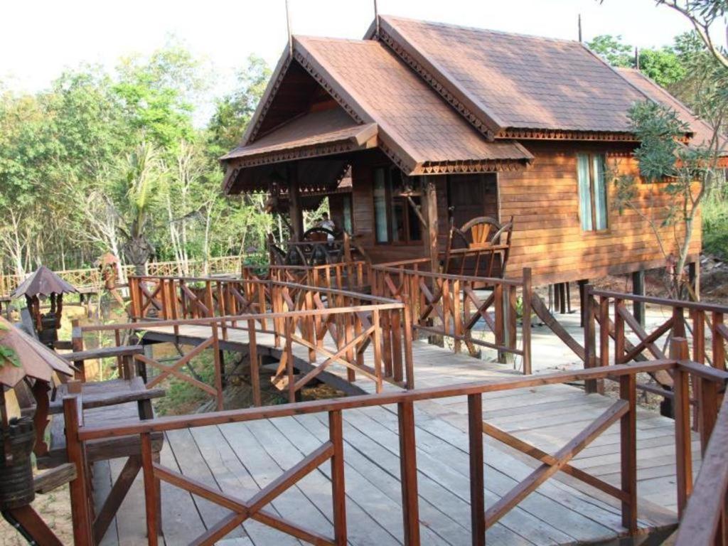 Burilamplai Resort Thung Yai Exteriér fotografie