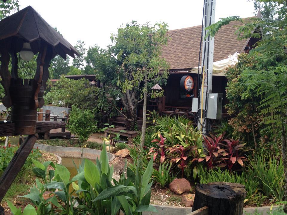 Burilamplai Resort Thung Yai Exteriér fotografie